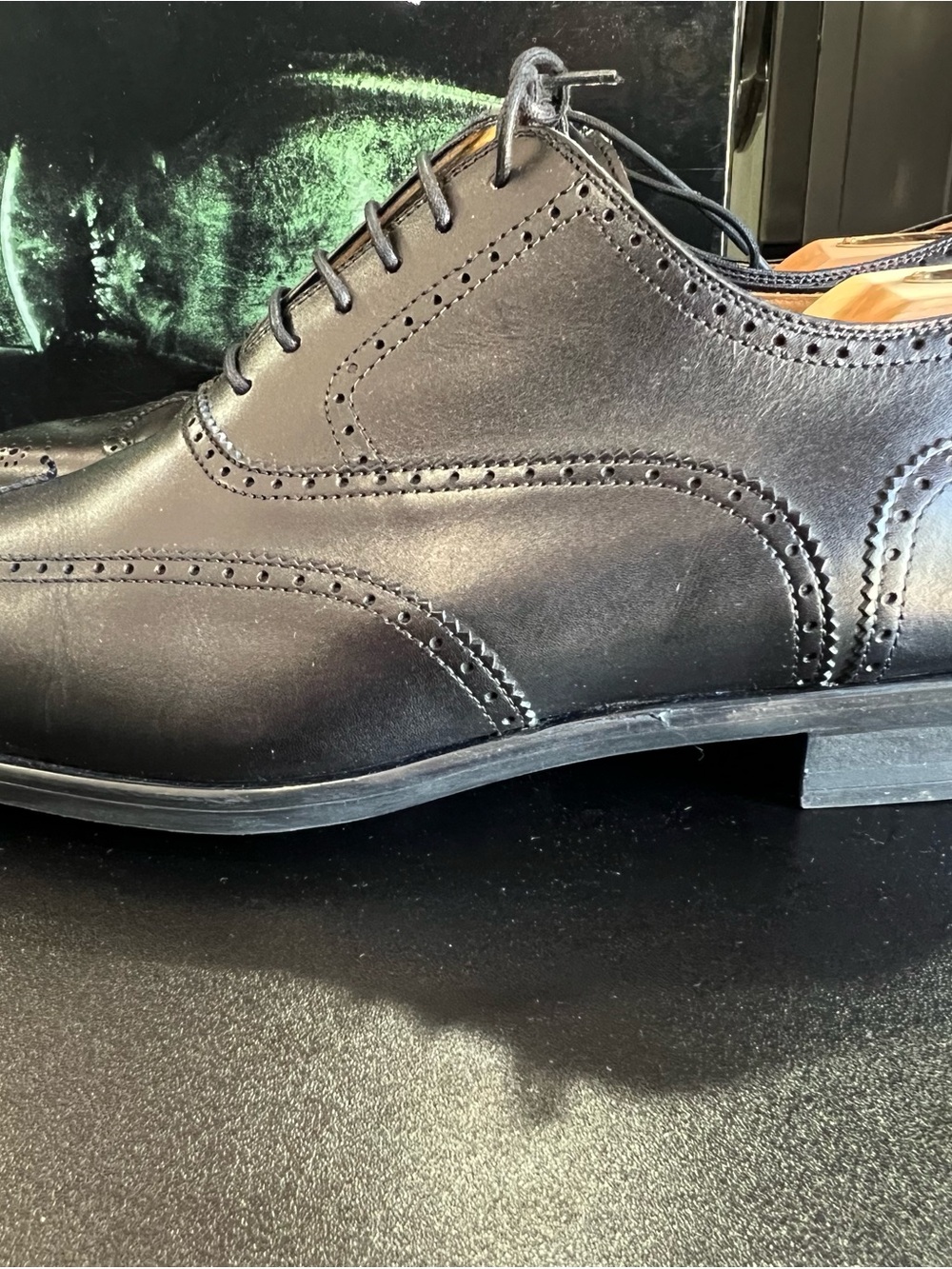 Magnanni Black Leather Wingtip Oxfords with Brogue Perforations - Picture 2 of 7